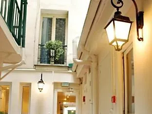 Ξενοδοχείο Louisa 2*